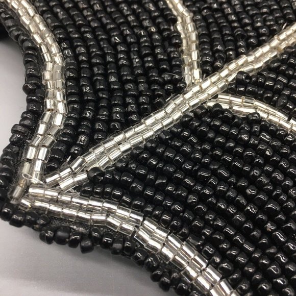 x4 Nicole Miller Halloween Silver Spider Beaded Placemat Set Spiderweb Black 15" - Picture 5 of 8